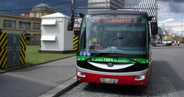 noticia_20150828_Autobuses_electricos_Praga